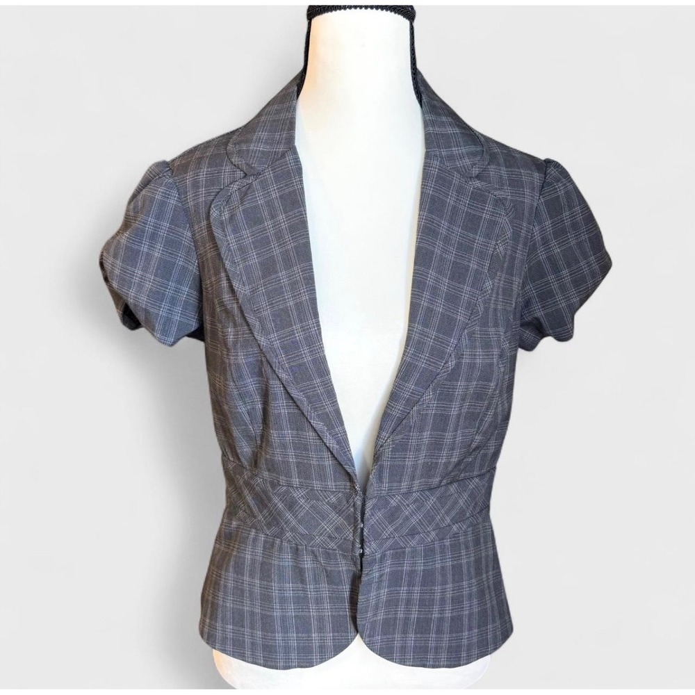 Gray‎ Plaid Short Sleeve Blazer Top